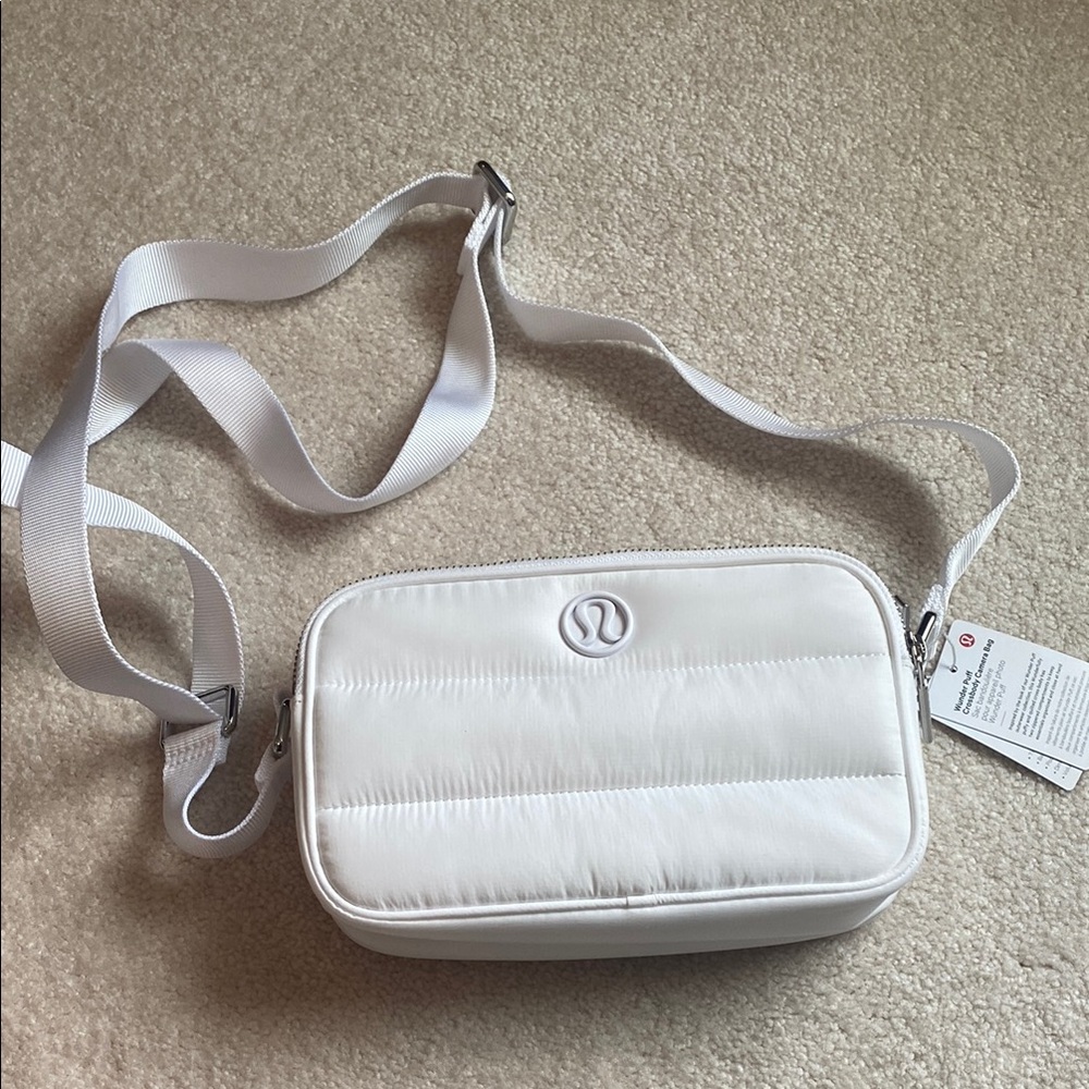 Lululemon Athletica White Quilted Crossbody Bag with Adjustable Strap